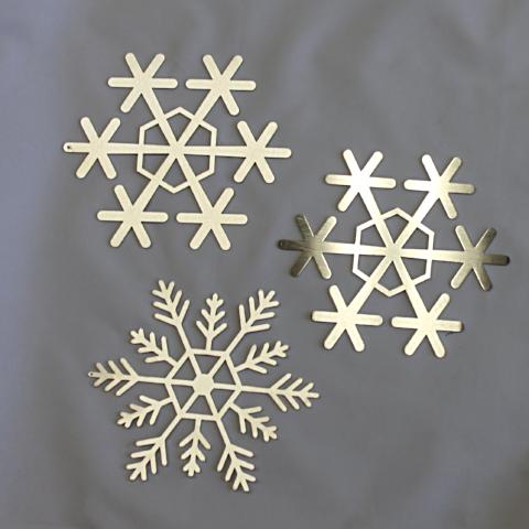 Hanging stainless steel snow flake holiday decoration 6 inch